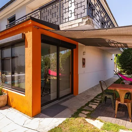Гостевой дом La Maison Pop Avec Piscine Privee 3*
